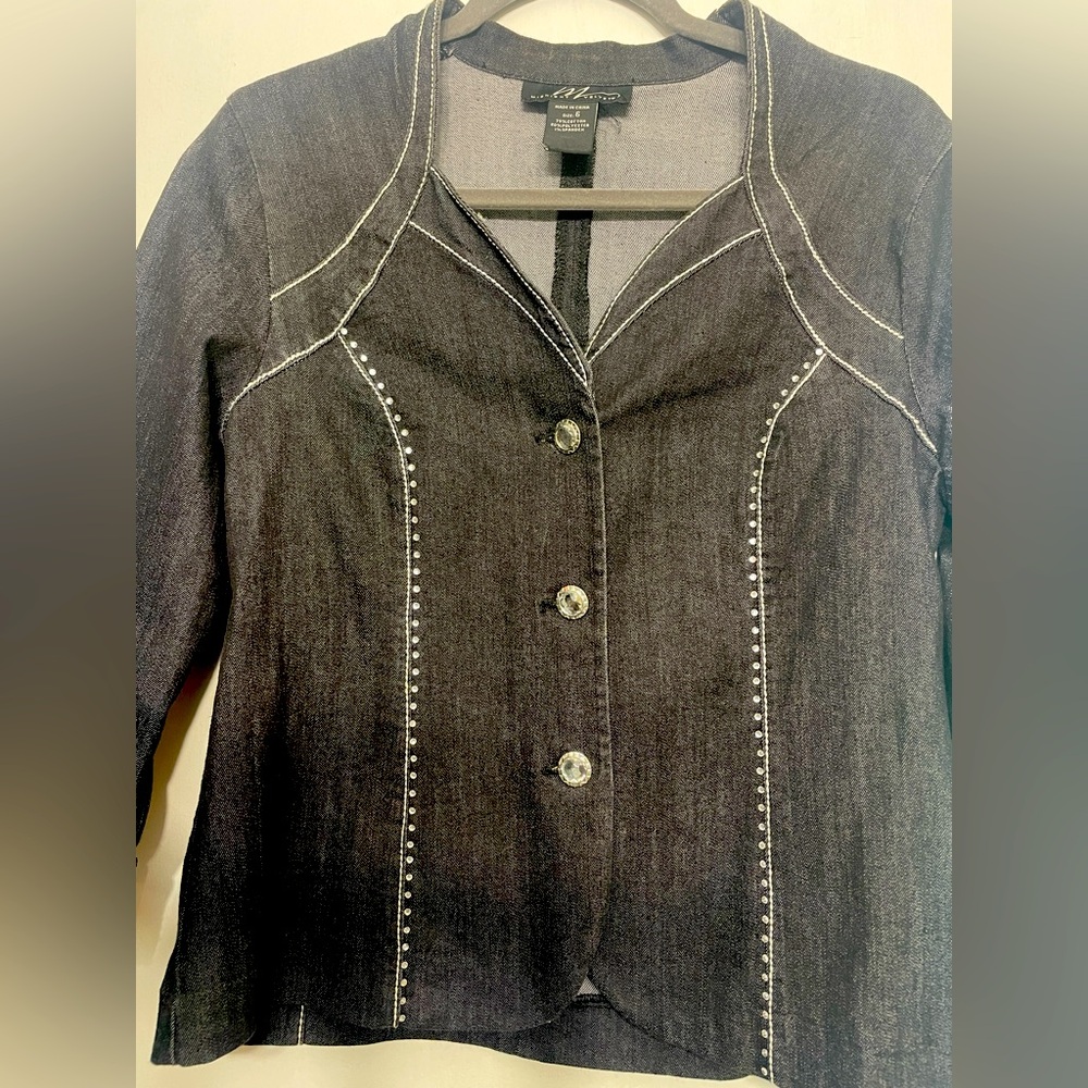 Women’s Midnight Velvet Denim Style Light Jacket Top Size 6